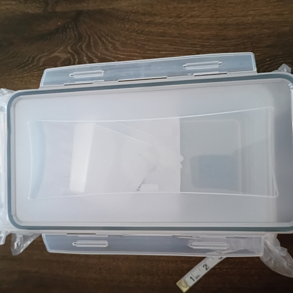 Amazon Clear Stackable Food Storage Containers with Black Label Tags - Picture 8 of 12